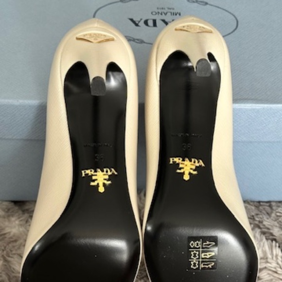 GORGEOUS PRADA LOGO SAFFIANO LEATHER PUMPS HEELS SHOES 36 - Picture 11 of 13